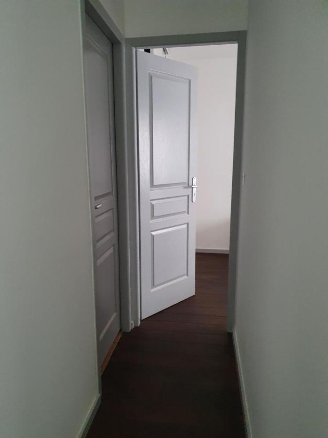 Appart A Climatise Sur Coursan Exteriör bild